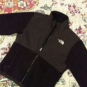 North Face fleecw jacket